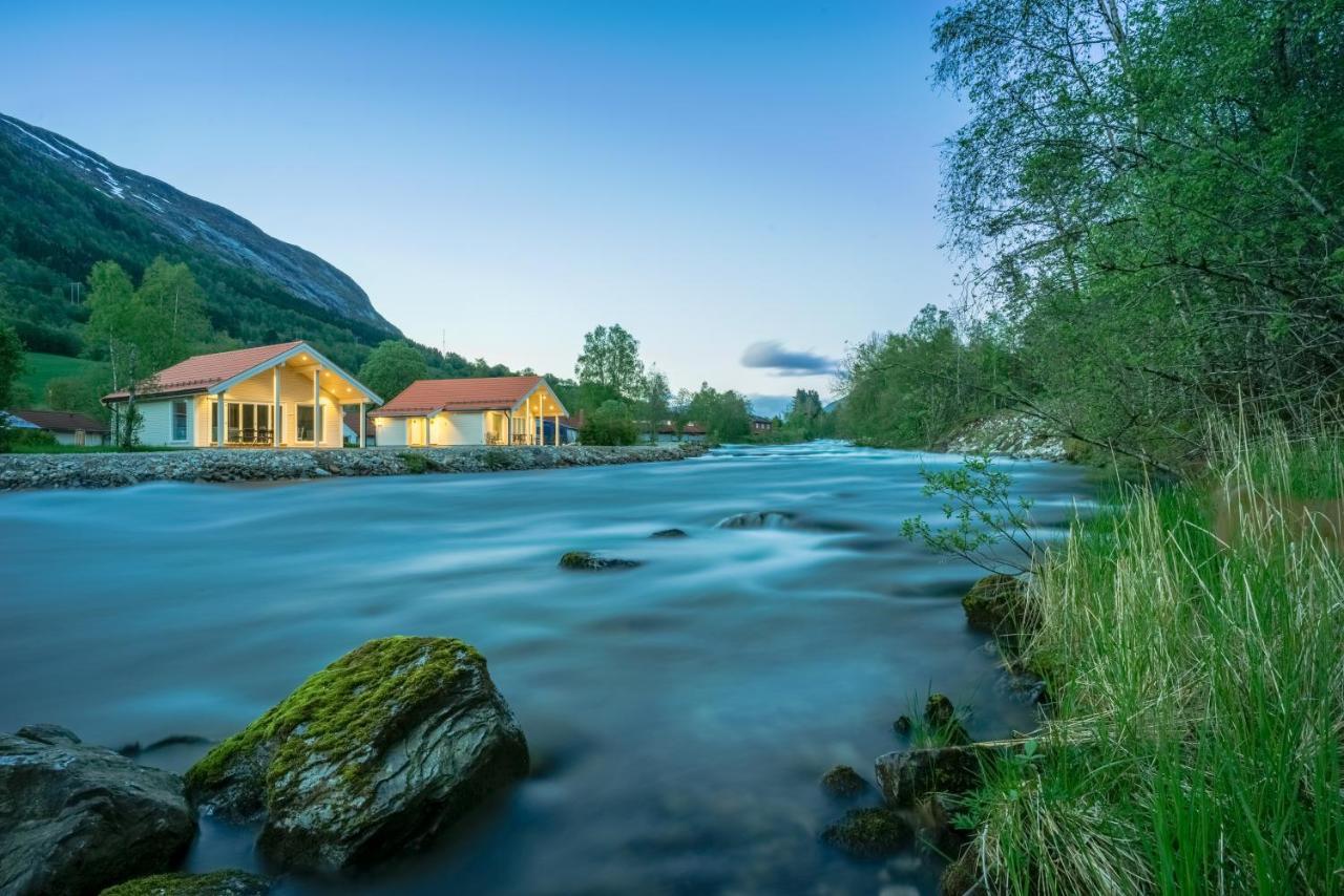 Jolstraholmen Camping Og Hytter Vassenden エクステリア 写真