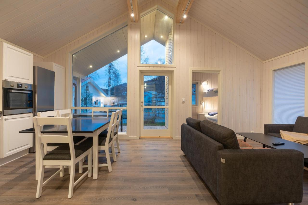 Jolstraholmen Camping Og Hytter Vassenden エクステリア 写真